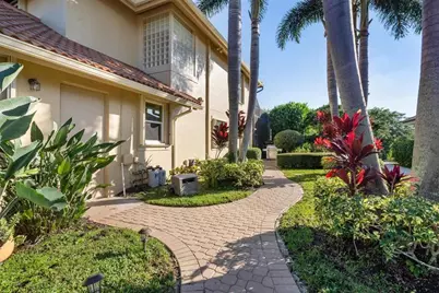 8918 SE Water Oak Pl, Jupiter, FL 33469 - Photo 14