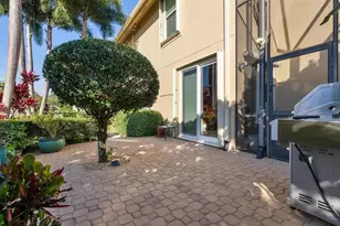 8918 SE Water Oak Pl, Jupiter, FL 33469 - Photo 16