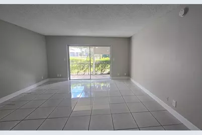6200 S Falls Circle Dr, Unit #105, Lauderhill, FL 33319 - Photo 12