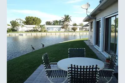 5809 NW 85th Ave, Tamarac, FL 33321 - Photo 4