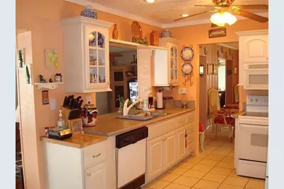 5809 NW 85th Ave, Tamarac, FL 33321 - Photo 6