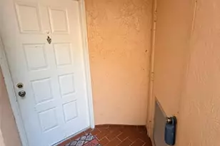 12060 NW 11th St, Pembroke Pines, FL 33026 - Photo 14