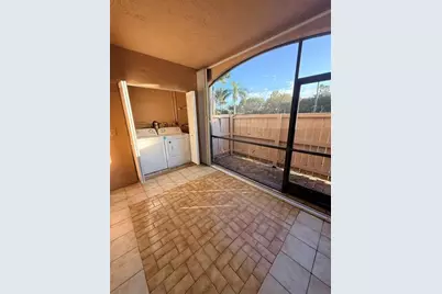 12060 NW 11th St, Unit #12060, Pembroke Pines, FL 33026 - Photo 12