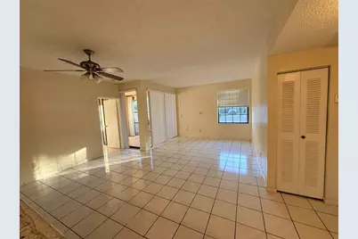12060 NW 11th St, Unit #12060, Pembroke Pines, FL 33026 - Photo 1