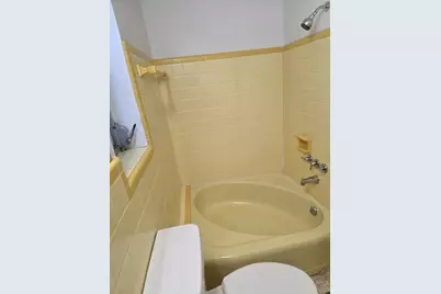 1739  Jackson St, Hollywood, FL 33020 - Photo 10