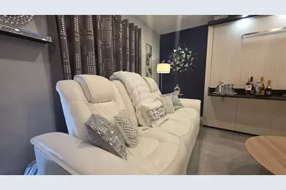 15610 NE 6th Ave, Unit #36D, Miami, FL 33162 - Photo 6