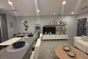 15610 NE 6th Ave Unit, Miami, FL 33162 - Photo 38