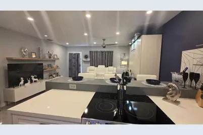 15610 NE 6th Ave, Unit #36D, Miami, FL 33162 - Photo 12