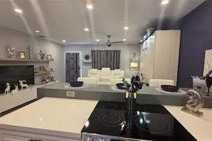 15610 NE 6th Ave Unit, Miami, FL 33162 - Photo 12