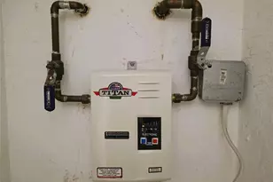 8771 NW 141st Terrace, Miami Lakes, FL 33018 - Photo 36