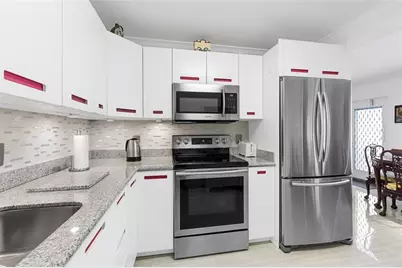 1032  Oakridge D, Unit #1032, Deerfield Beach, FL 33442 - Photo 2