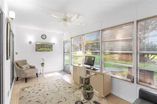 1032 Oakridge D Unit, Deerfield Beach, FL 33442 - Photo 4