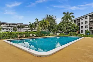 109 Royal Pk Dr, Oakland Park, FL 33309 - Photo 1