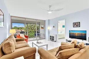 109 Royal Pk Dr, Oakland Park, FL 33309 - Photo 2