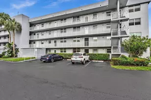 109 Royal Pk Dr, Oakland Park, FL 33309 - Photo 12