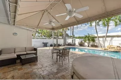 1925 NE 29th Ct, Fort Lauderdale, FL 33306 - Photo 8