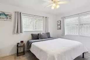 1925 NE 29th Ct, Fort Lauderdale, FL 33306 - Photo 24