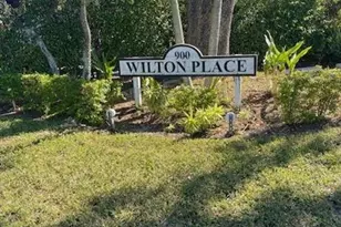 900 NE 26th St, Wilton Manors, FL 33305 - Photo 1