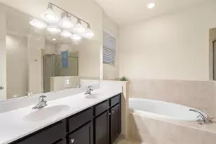 9596 Town Parc Cir N, Parkland, FL 33076 - Photo 12