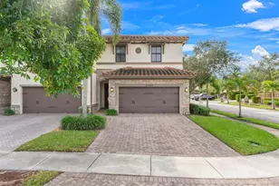 9596 Town Parc Cir N, Parkland, FL 33076 - Photo 2