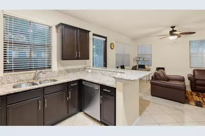 9596  Town Parc Cir N, Unit #9596, Parkland, FL 33076 - Photo 8