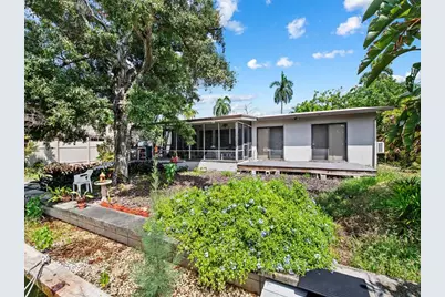 1718 SE 14th St, Fort Lauderdale, FL 33316 - Photo 10