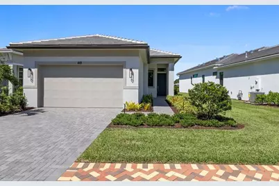 419 SE Via Sangro, Port Saint Lucie, FL 34952 - Photo 2