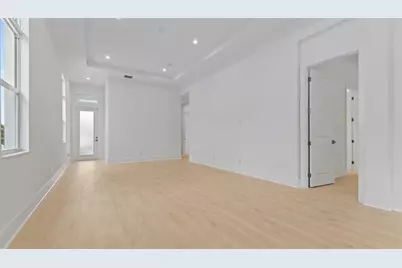 228 SE Via Sangro, Port Saint Lucie, FL 34952 - Photo 2