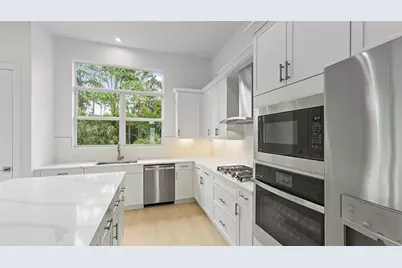 228 SE Via Sangro, Port Saint Lucie, FL 34952 - Photo 6