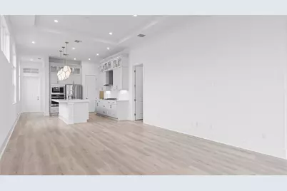 233 SE Via Sangro, Port Saint Lucie, FL 34952 - Photo 2