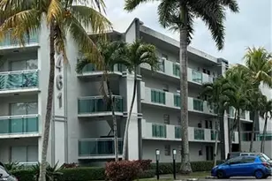 8461 Springtree Dr, Sunrise, FL 33351 - Photo 1