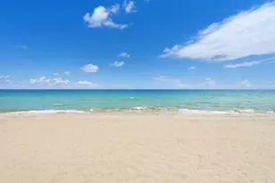 2555 NE 11th St, Fort Lauderdale, FL 33304 - Photo 1