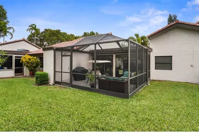 3056  Deer Creek Lake Shore Dr, Unit #3056, Deerfield Beach, FL 33442 - Photo 36