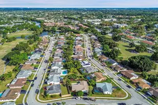 6411 NW 89th Ave, Tamarac, FL 33321 - Photo 32