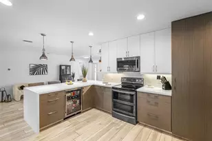 255 Imperial Ln, Lauderdale by the Sea, FL 33308 - Photo 16