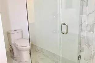 1640 W Golfview Dr, Pembroke Pines, FL 33026 - Photo 10