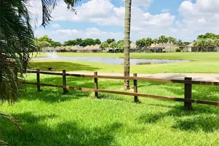 1640 W Golfview Dr, Pembroke Pines, FL 33026 - Photo 18