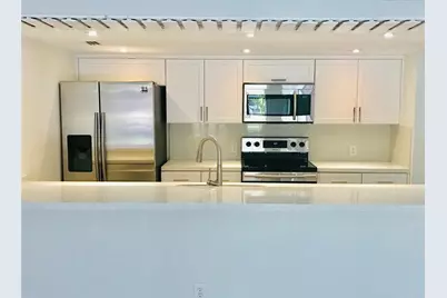 1640 W Golfview Dr, Pembroke Pines, FL 33026 - Photo 12