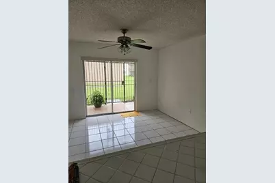 8851 NW 119th St, Unit #1106-1, Hialeah, FL 33018 - Photo 2