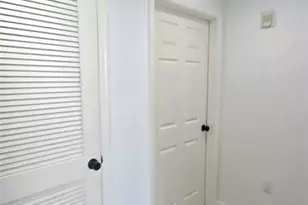 533 NE 3rd Ave, Fort Lauderdale, FL 33301 - Photo 14