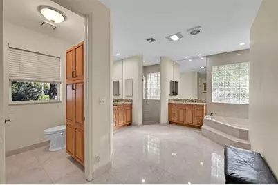 12601  Eagle Trace Blvd, Coral Springs, FL 33071 - Photo 16