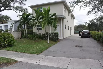1216 NW 6th Ct, Unit #4, Fort Lauderdale, FL 33311 - Photo 2