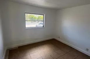 5150 NE 6th Ave, Oakland Park, FL 33334 - Photo 8