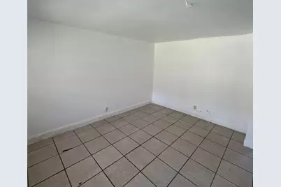 5150 NE 6th Ave, Unit #116, Oakland Park, FL 33334 - Photo 2