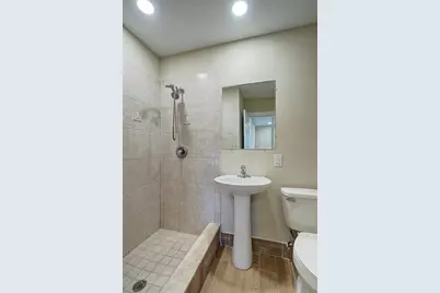 6711 NW 8th St, Margate, FL 33063 - Photo 16