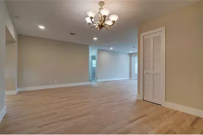 6711 NW 8th St, Margate, FL 33063 - Photo 12