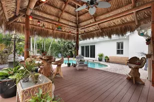 720 NE 17th Te, Fort Lauderdale, FL 33304 - Photo 2