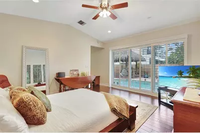 720 NE 17th Te, Fort Lauderdale, FL 33304 - Photo 4