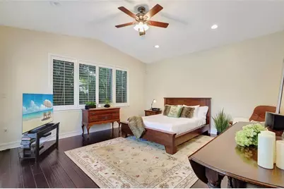 720 NE 17th Te, Fort Lauderdale, FL 33304 - Photo 16