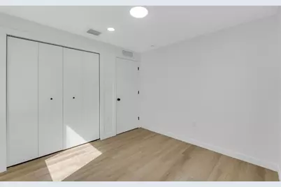 1170 NW 59th St, Miami, FL 33127 - Photo 18